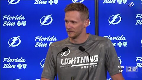 Corey Perry joins Lightning hoping to win another Stanley Cup