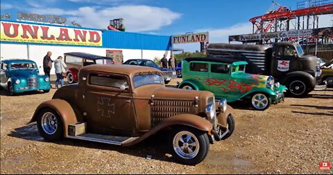 Hot Rods, Street Rods & Custom Cars at Victory Wheelers Hayling Island Sunset, UK, Oct 2022