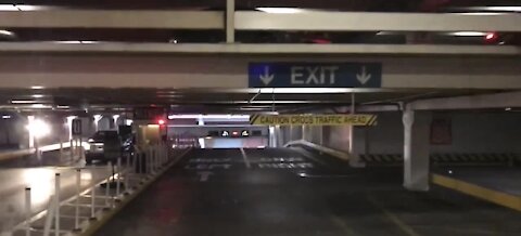 Experts stress safety in parking garages following 2 deadly robberies in Las Vegas on New Year's Eve