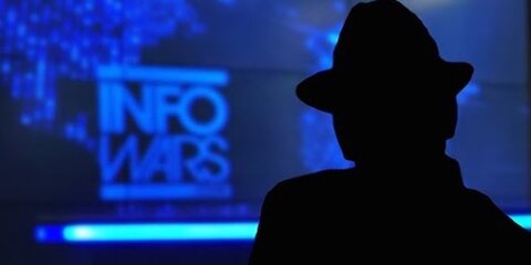 Matt Drudge Visits the Alex Jones Show Full Interview