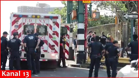 4 wounded at NYC train station when officers shoot man wielding knife