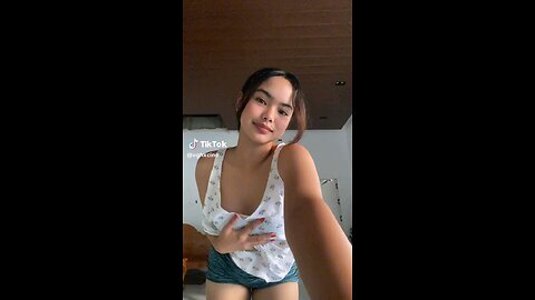 Hot sexy Filipina dancer