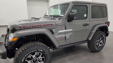 NEW 2023 JEEP WRANGLER 2 DOOR RUBICON STING GRAY CLEARCOAT 4K WALKAROUND