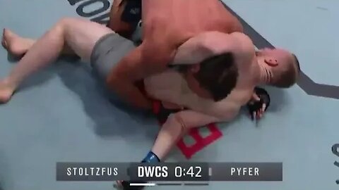 Joe Pyfer suffers dislocated arm on Dana Whites contender series