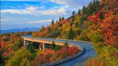 NC Blue Ridge Parkway 8th Manmade wonder of the world in my opinion 💚