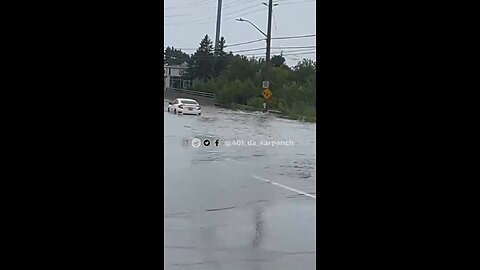 Severe rain causes flood in Mississauga Ontario