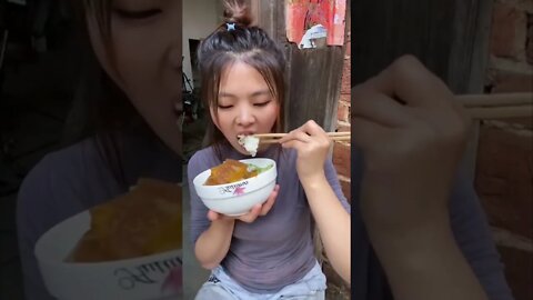 Chinese Girls Who Live In The Village Have Simple Meals Of Rice, Sweet Potato And Veg