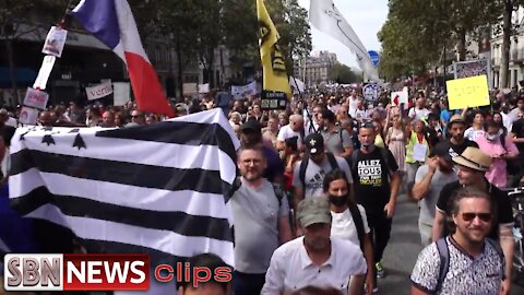 Paris Packed to the Rafters Again Against Macron's Tyrannical Covid Passports - 3432