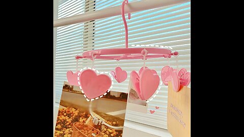 Cute Pink Dormitory With Strawberry, Heart-shaped Mini Plastic Clothes Hanger