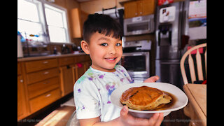 Ep 8: How To Make The Best Chocolate Chip and Banana Pancakes