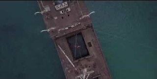 Slackline num navio abandonado em Lanzarote