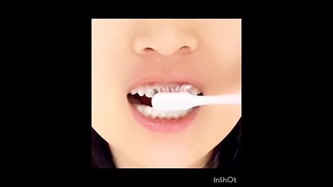 How to whiten teeth Naturally at home