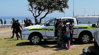 SOUTH AFRICA - Cape Town - Sea Point Drowning (Video) (QMw)