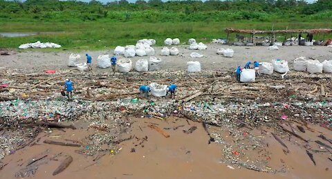 Cleaning a heavily polluted coastline