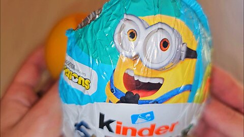 ILLUMINATION's Despicable Me, Maxi Kinder Surprise Minions egg 2024