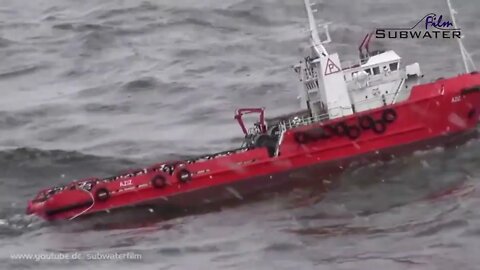 rc Offshore Ship AZIZ | fighting big waves! 🌊🚤🎬