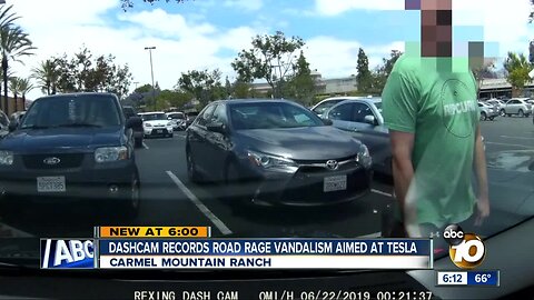 Dashcam captures road-rage vandalism targeting Tesla owner