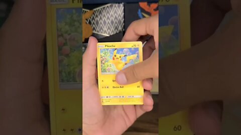 Abrindo um booster americano de hidden fates #pokemon #pokemontcg #short #pokemoncards