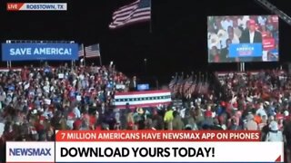 Emotional moment Trump Rally Spontaneously starts Singing The National Anthem