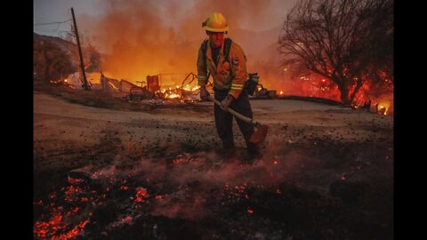 Hemet FIRE Day 2 lots of HOUSES in DANGER GLOBAL WARMING #california #bbcnews #fire