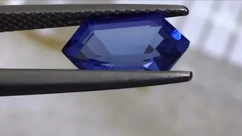 Elongated Hexagonal Tanzanite Natural Tanzanite