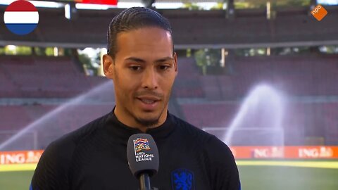 Virgil van Dijk: "Gini Wijnaldum hoort altijd in Oranje, maar ik ben niet de bondscoach'.