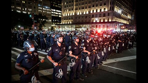 🚨BREAKING: NYPD Calls for Level Three Mobilization Amidst Numerous Fights #Manhattan l #New York