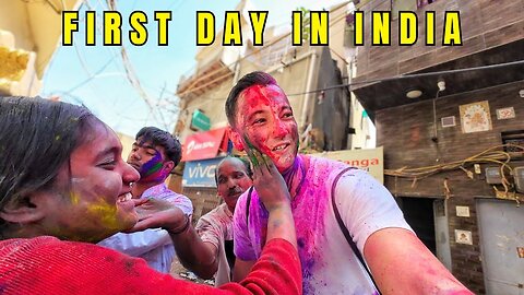 Joining Locals To Play Holi In Delhi, India 🇮🇳