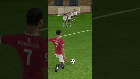 DLS RONALDO FREE KICK #dls22 #fifa22 #efootball2022 #dls #shorts