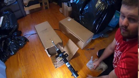 SR Performance Front Strut - Unboxing Quick Video