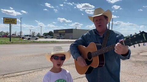 Dollar General in Bovina, Texas Daddy and The Big Boy (Ben McCain and Zac McCain) Episode 345