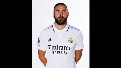 Benzema pray omrah mashallah❤️