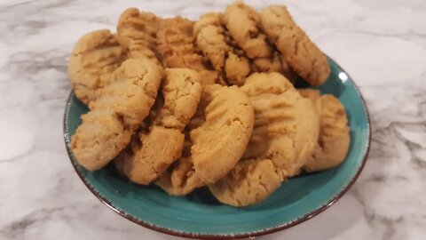 Peanut Butter Cookies - Classic Version - The Hillbilly Kitchen