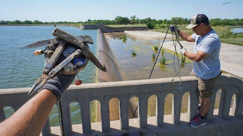 MAGNET FISHING A MASSIVE DAM I KNEW WOULD BE GOOD!!