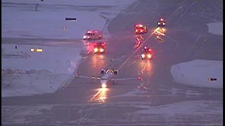 Plane makes emergency landing at Cleveland Hopkins International Airport