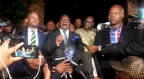 MEDIA: SA President Cyril Ramaphosa outside Winnie Madikizela-Mandela's home in Soweto (xub)