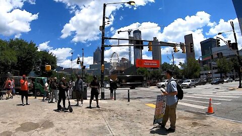 Street Preacher Gets Called "White Supremacist" Preaching During Atlanta Protests - Kerrigan Skelly