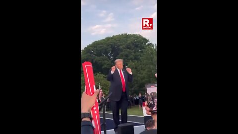 donald Trump busts a move at campaign rally in bronx, dance video surfacea