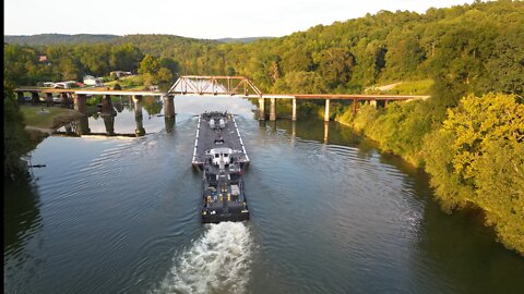 Towboat Ann Elise at Barney, Alabama