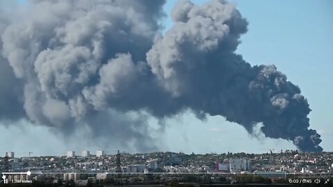 Massive fire breaks out at worlds largest wholesale produce market !