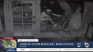 El Cajon jewelry store burglary caught on camera