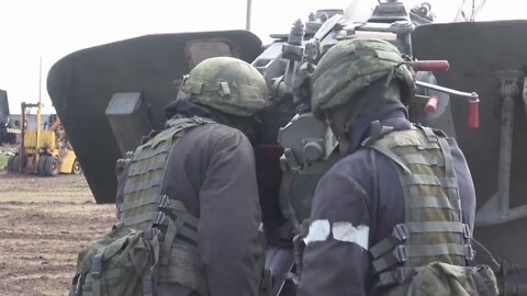 Russian servicemen set up a restoration and repair point near the front line