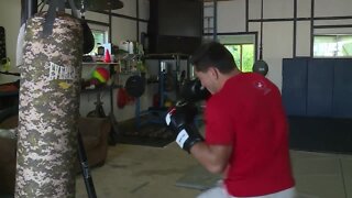 Kaukauna wrestler looks to strike it big in the MMA