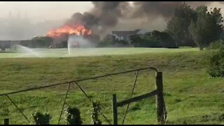 Eleven homes burning in St Francis Bay fire (TkC)