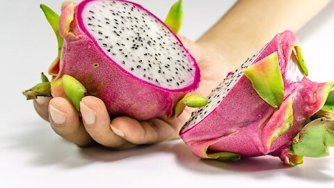 Enjoy fruitcutting skills