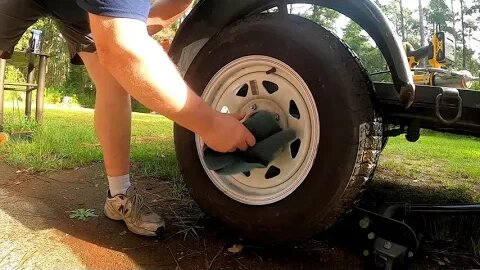 Servicing the Old Utility Trailer (Model A Ford Hubs!!)