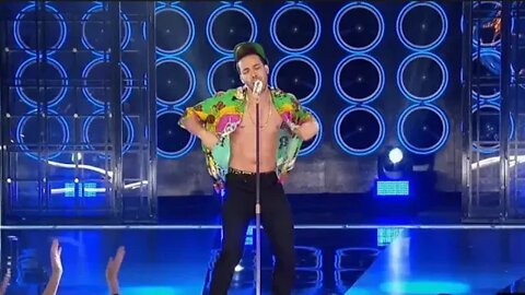 LipSync Battle | Prince Royce performing Versace On The Floor | Prince Royce Vs Lele Pons (Round 1)