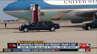 C-17 waits at Meadows Field runway for President's arrival