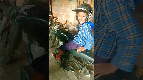 Mini #motoboy Kauê ❤️😂🛵👊👊.