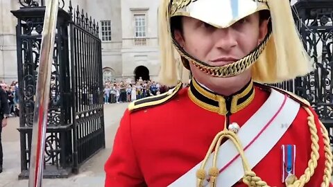 11 September 2022 changing of the kings Guards the Reds #horseguardsparade